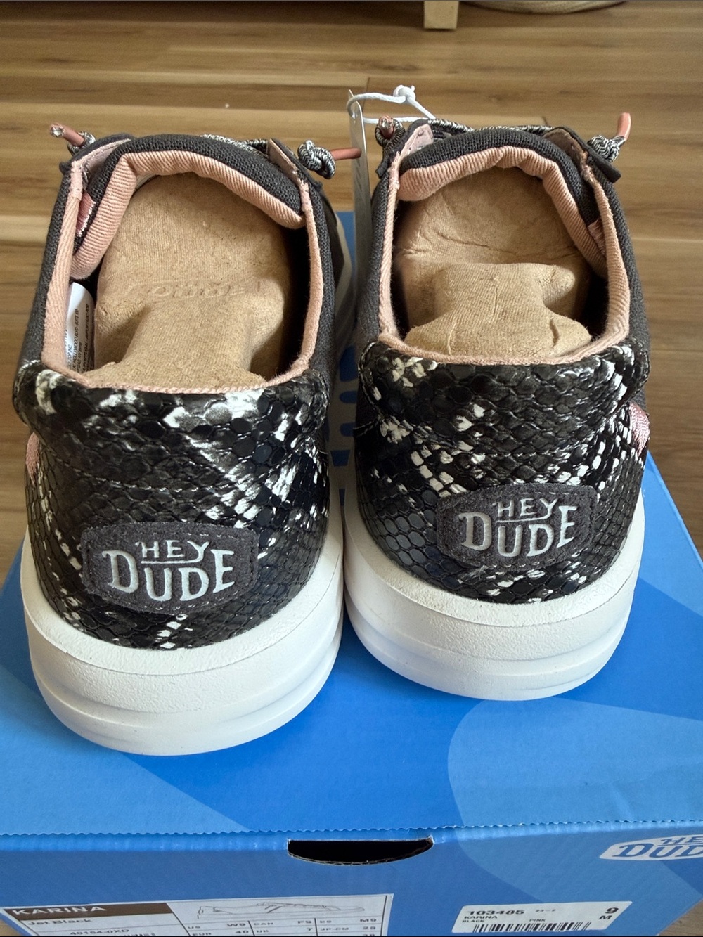 Hey Dude Women's Karina Jet Black Canvas Sneakers with Pink & Snakeskin size 9 - Picture 6 of 10